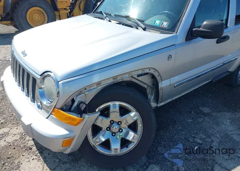 2005 Jeep Liberty Limited Edition z USA, uszkodzony, nr VIN 1J4GL58KX5W716623